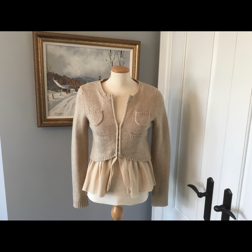 COPY - Cute peplum sweater with inlay lining size medium